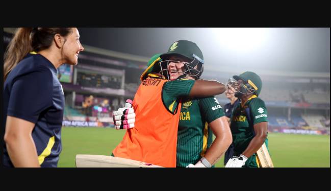 De Klerk’s heroics seal thrilling win for South Africa over Bangladesh