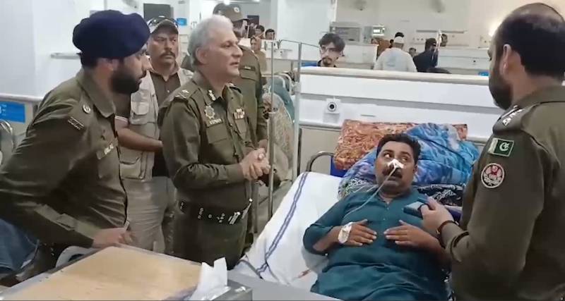 IGP Dr Usman visits Mayo Hospital, meets injured police officer, cops