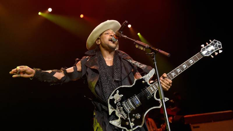 Celebrated soul musician D'Angelo dead at 51