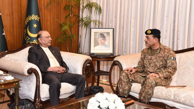 Field Marshal Asim Munir calls on President Zardari, discusses Pak-Afghan border situation