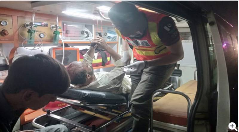 3 die as dumper hits rickshaw, bikes in Peshawar