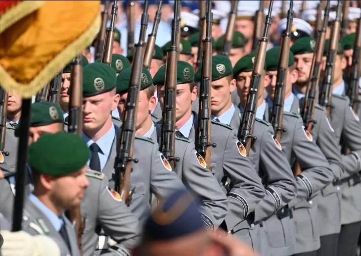 Idea of German 'draft lottery' sparks govt row