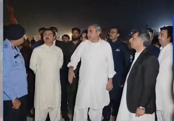 Naqvi reviews construction work on Islamabad’s T-Chowk flyover 