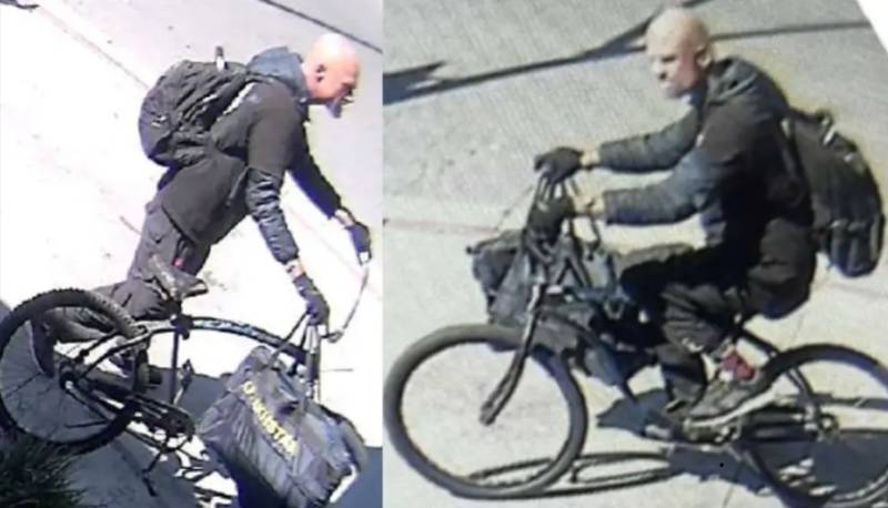 Chainsaw-wielding robbers flee Louvre with jewellery