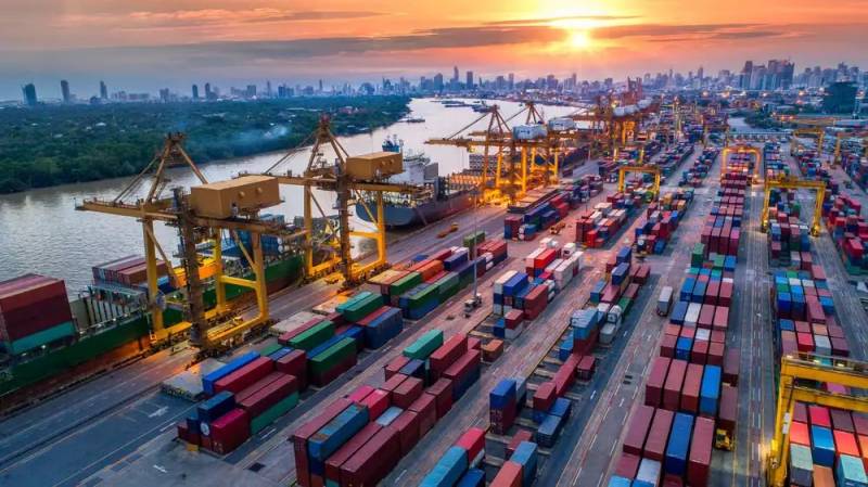 Pakistan eases barter trade rules with Afghanistan, Iran, and Russia