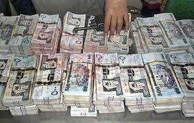 Thousands of Saudi riyals recovered from illegal currency exchange