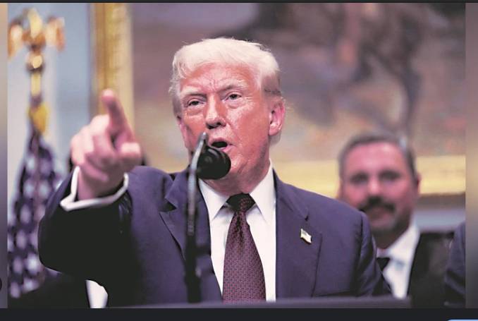 Trump threatens 'massive tariffs' on India over Russian oil imports
