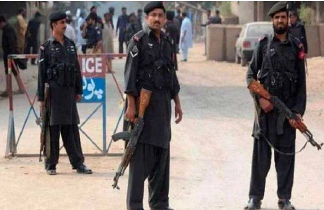 Four cops martyred in DI Khan terrorist attack