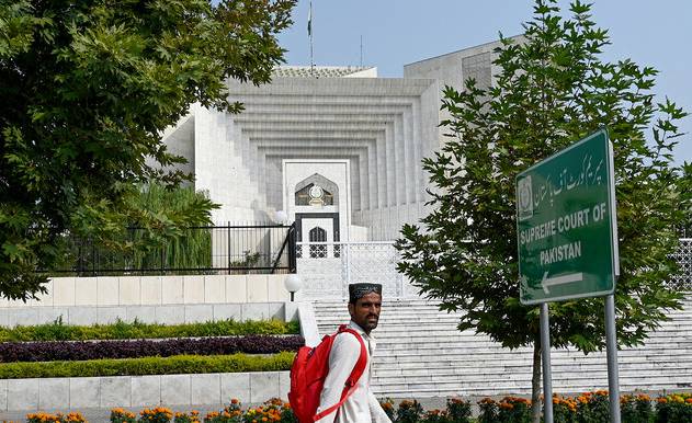 SC bench continues hearing of 26th Amendment case 