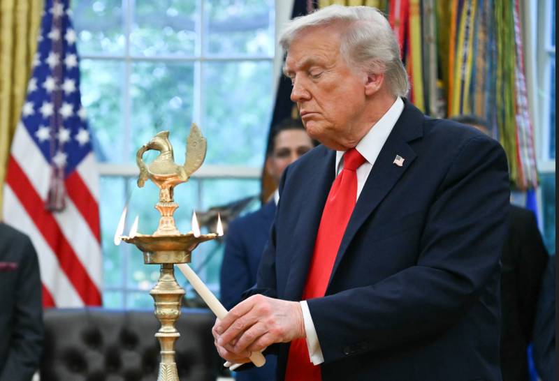 No wars with Pakistan, Trump warns Modi in phone call