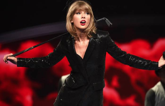 Florida poet hits Taylor with serious copyright theft allegations
