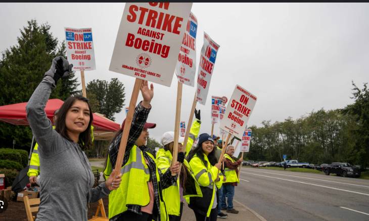 Boeing defence workers strike extended after latest talks fail