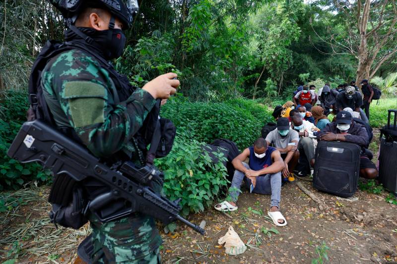 Over 1,000 enter Thailand from Myanmar after scam hub raid