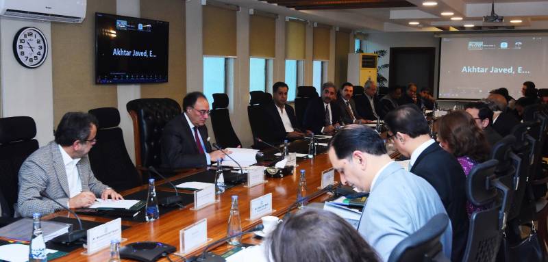 Pakistan lifts ban on import and export of gold