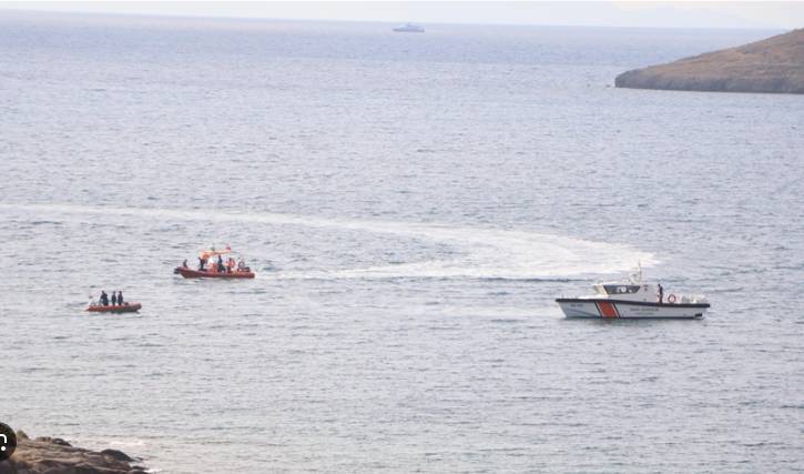 14 dead as migrant boat sinks off Turkey