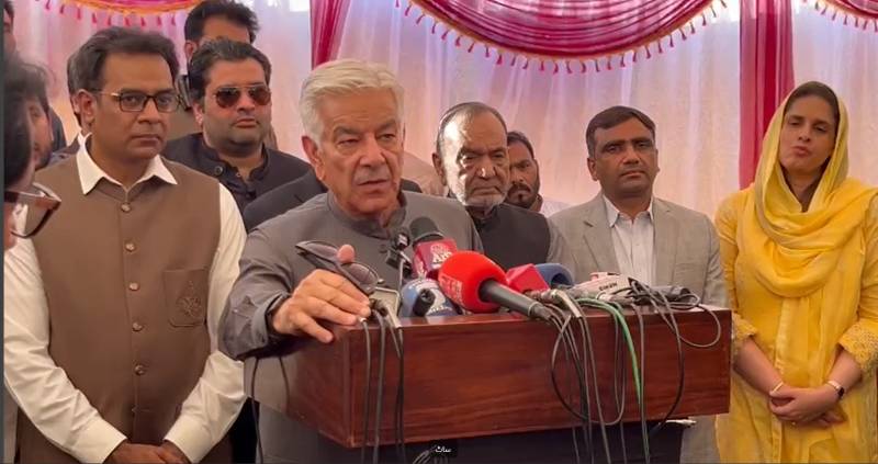 Kh Asif warns of ‘open war’ if Pak-Afghan talks fail