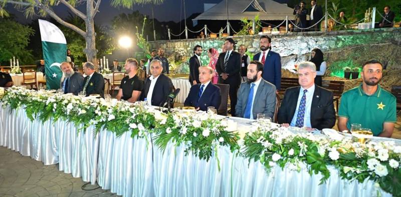 PM Shehbaz hosts dinner for Pakistan, South Africa cricket teams