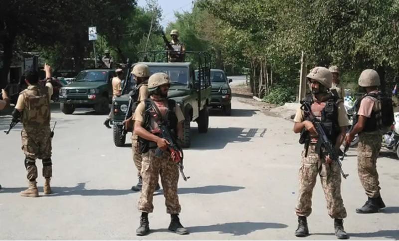 Five martyred, 25 khwarij killed during infiltration bids in Kurram, North Waziristan: ISPR 