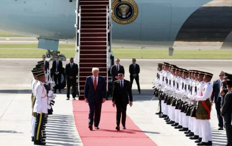 Trump arrives in Malaysia for ASEAN summit