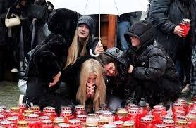 Two Slovenian ministers resign over alleged Roma attack