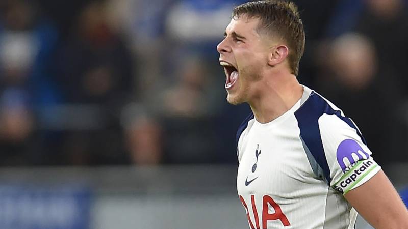 Van de Ven double sinks Everton as Spurs climb to third