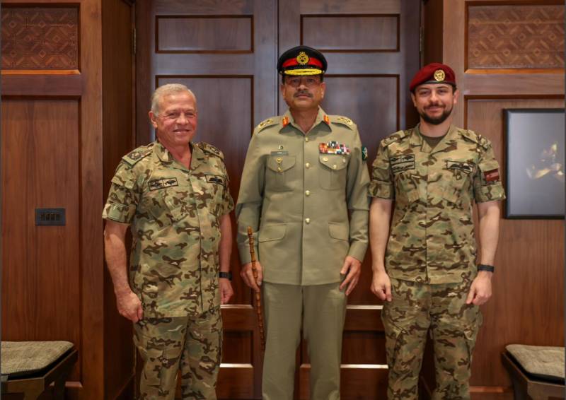 Field Marshal calls on Joran King Abdullah II, discusses cooperation in defence and security: ISPR