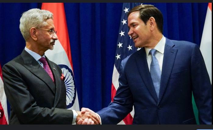 Top US, India officials discuss ties as trade rift drags on