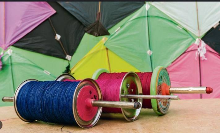 Lahore police launch crackdown against kite-flyers and metal strings