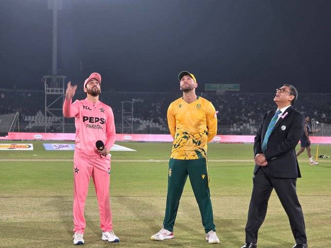 Pakistan opt to field first against South Africa in T20I opener 