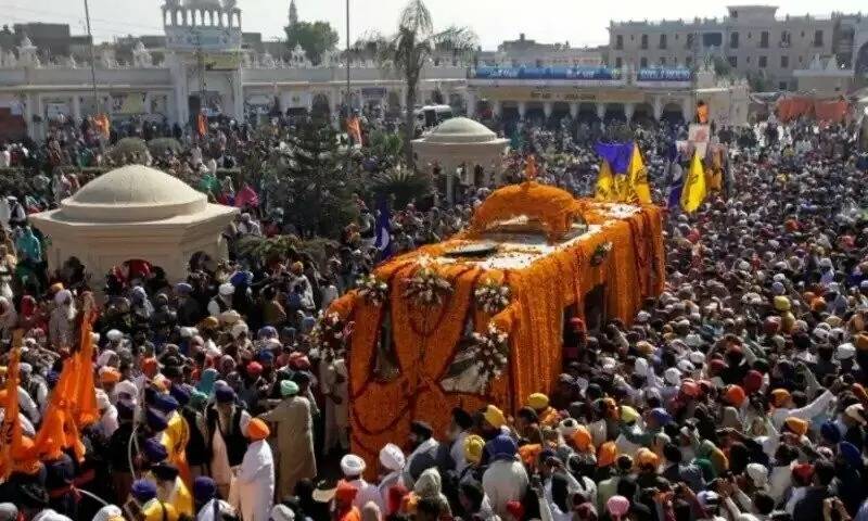 Pakistan issues over 2,100 visas to Sikh pilgrims for Baba Guru Nanak’s birth anniversary