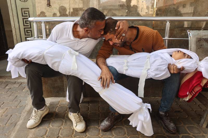 UN says over 100 deaths in fresh strikes on Gaza 'appalling'