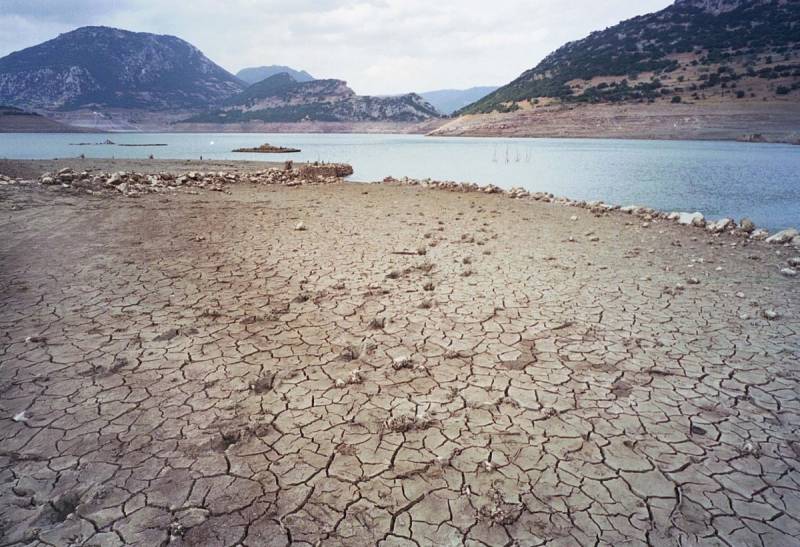 Greece announces 2.5b euro plan to tackle drought threat 