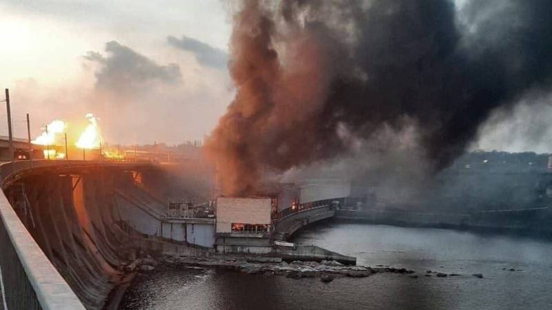 Russia batters Ukraine energy sites, killing two