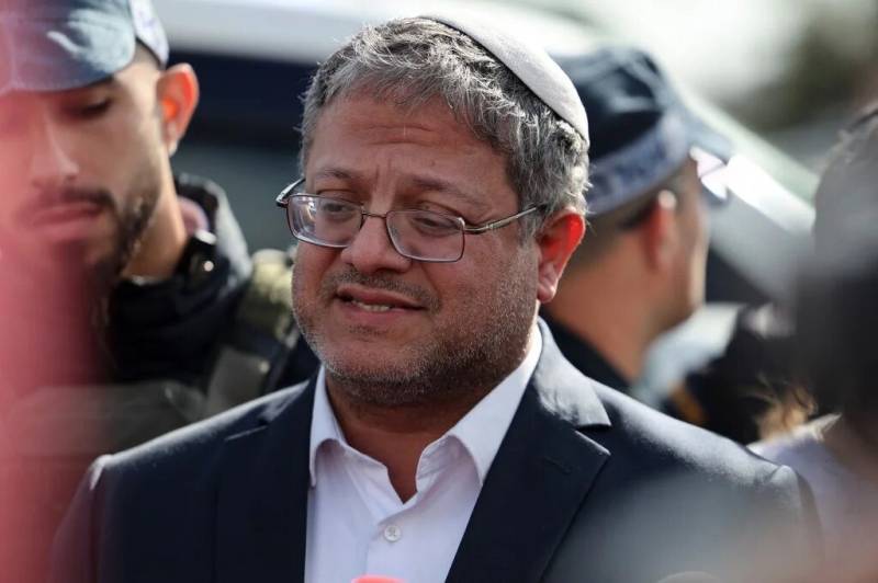 Israel far-right minister calls for death penalty on prison visit