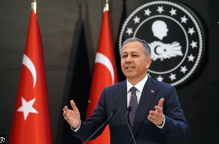550,000 Syrian refugees in Turkey return home following fall of Assad