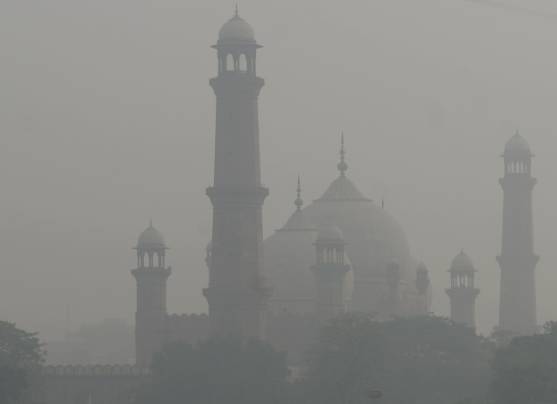 No let-up in smog as Lahore again emerges as city with worst air quality