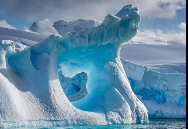Explorers seek ancient Antarctica ice in climate change study