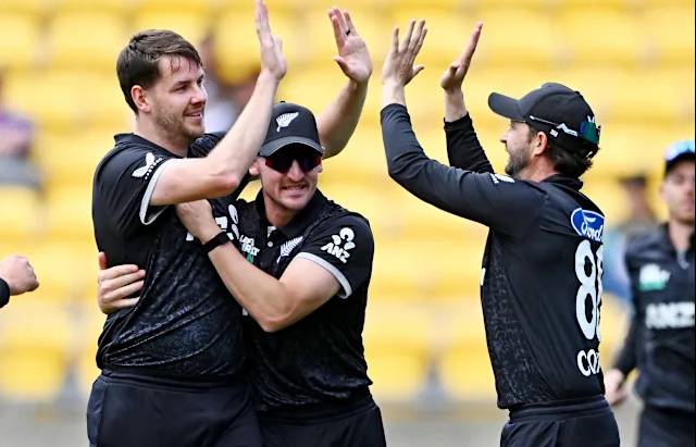England's batting exposed as New Zealand seal ODI series sweep