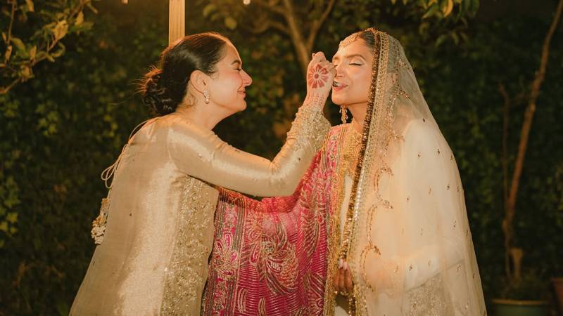 Hania Aamir’s bridesmaid role takes internet by storm