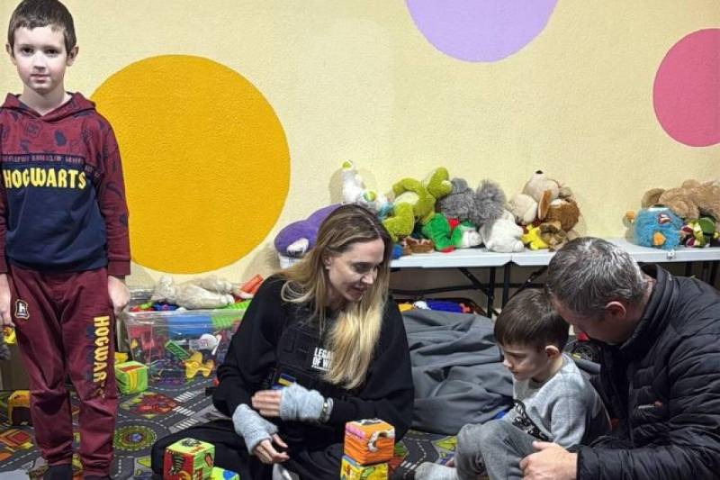 Angelina Jolie visits Ukrainian frontline city, media reports say