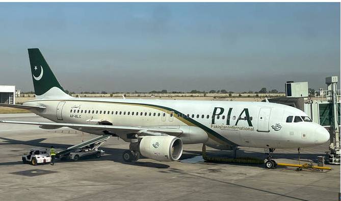 Four flights called off at Karachi Airport