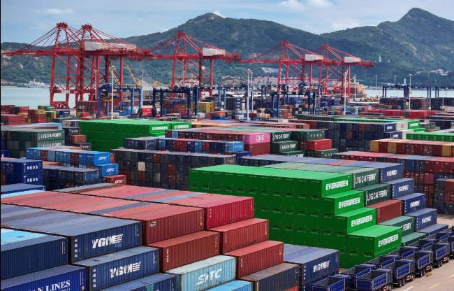 China extends suspension of extra tariffs on US goods