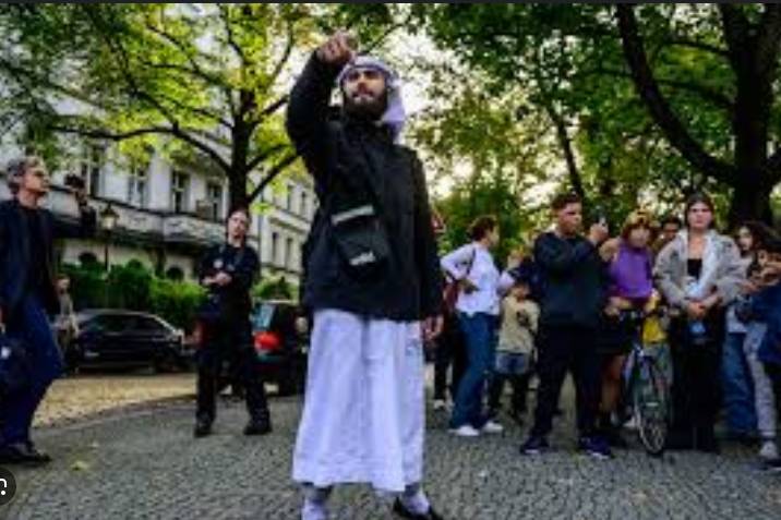 Germany bans Muslim group accused of advocating caliphate