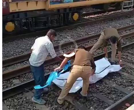 Six dead as Hindu pilgrims hit by train in India