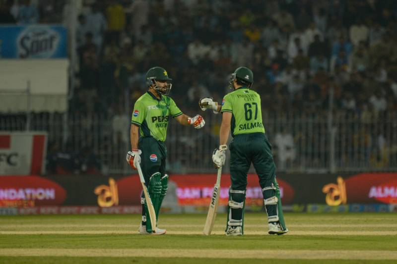 South Africa beat Pakistan by 8 wickets in second ODI