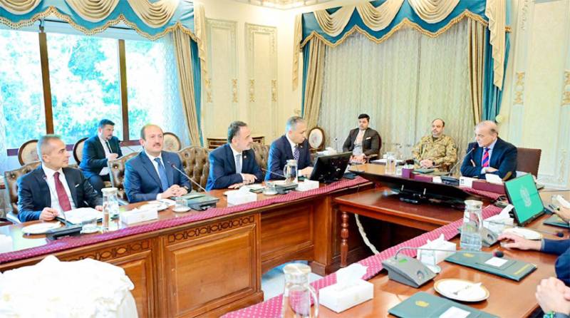 PM reaffirms commitment to deepen cooperation with Turkiye