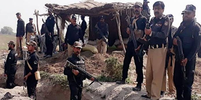 Police in Khairpur carry out targeted operation against katcha dacoits