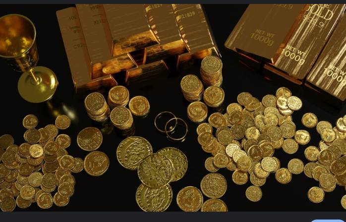 Frenchman discovers gold buried in garden