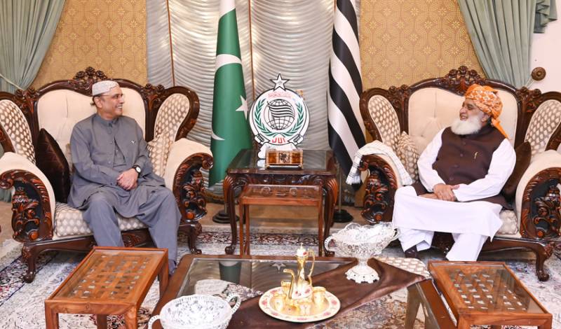 Fazl, Zardari hold key meeting on 27th Constitutional Amendment