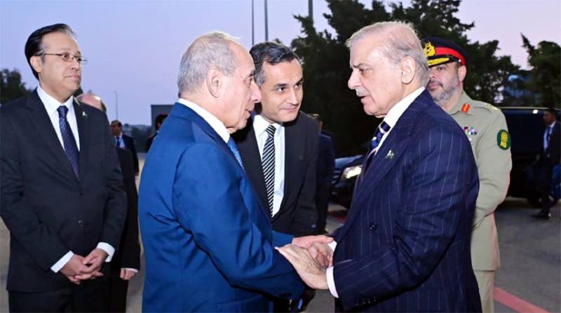 PM leaves for Islamabad after completing two-day visit to Azerbaijan